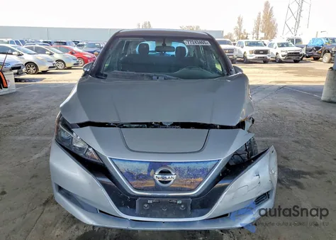 2018 Nissan Leaf S z USA, uszkodzony, nr VIN 1N4AZ1CP0JC302547